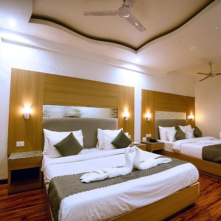 Hotel Grand Legacy Beacon, Dehradun Zewnętrze zdjęcie
