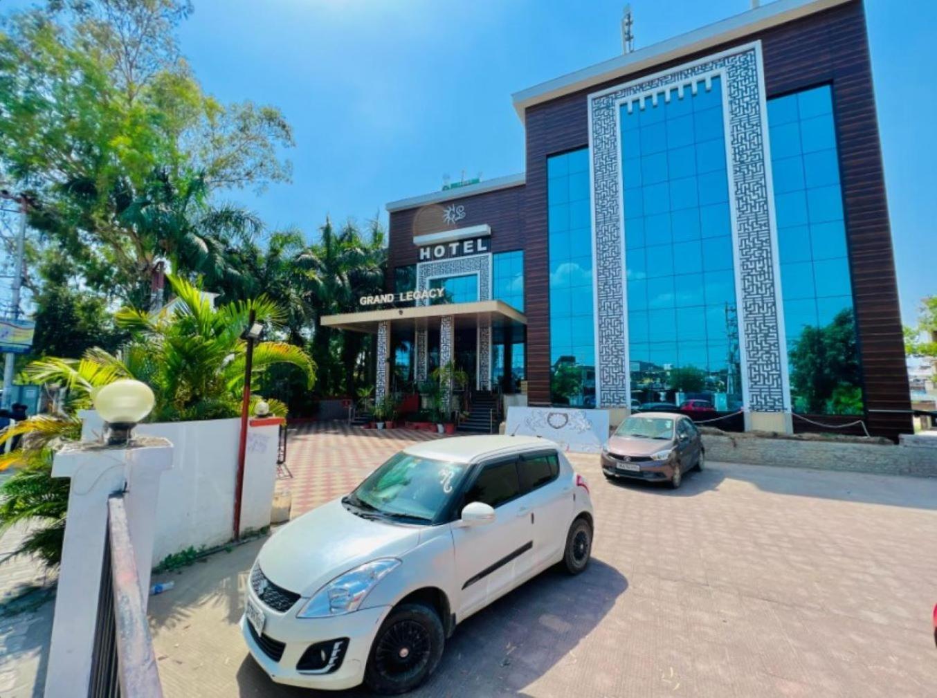 Hotel Grand Legacy Beacon, Dehradun Zewnętrze zdjęcie