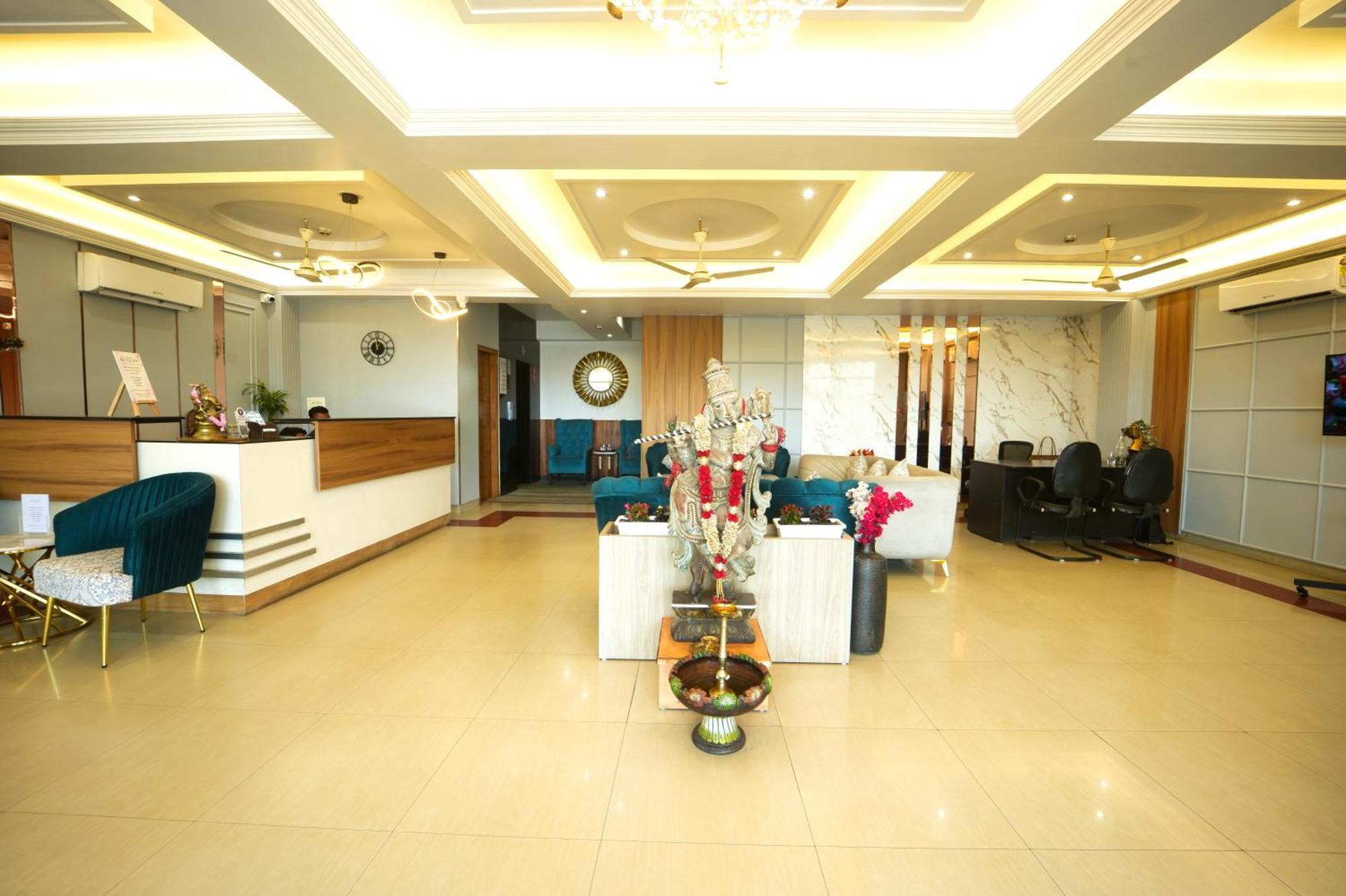 Hotel Grand Legacy Beacon, Dehradun Zewnętrze zdjęcie