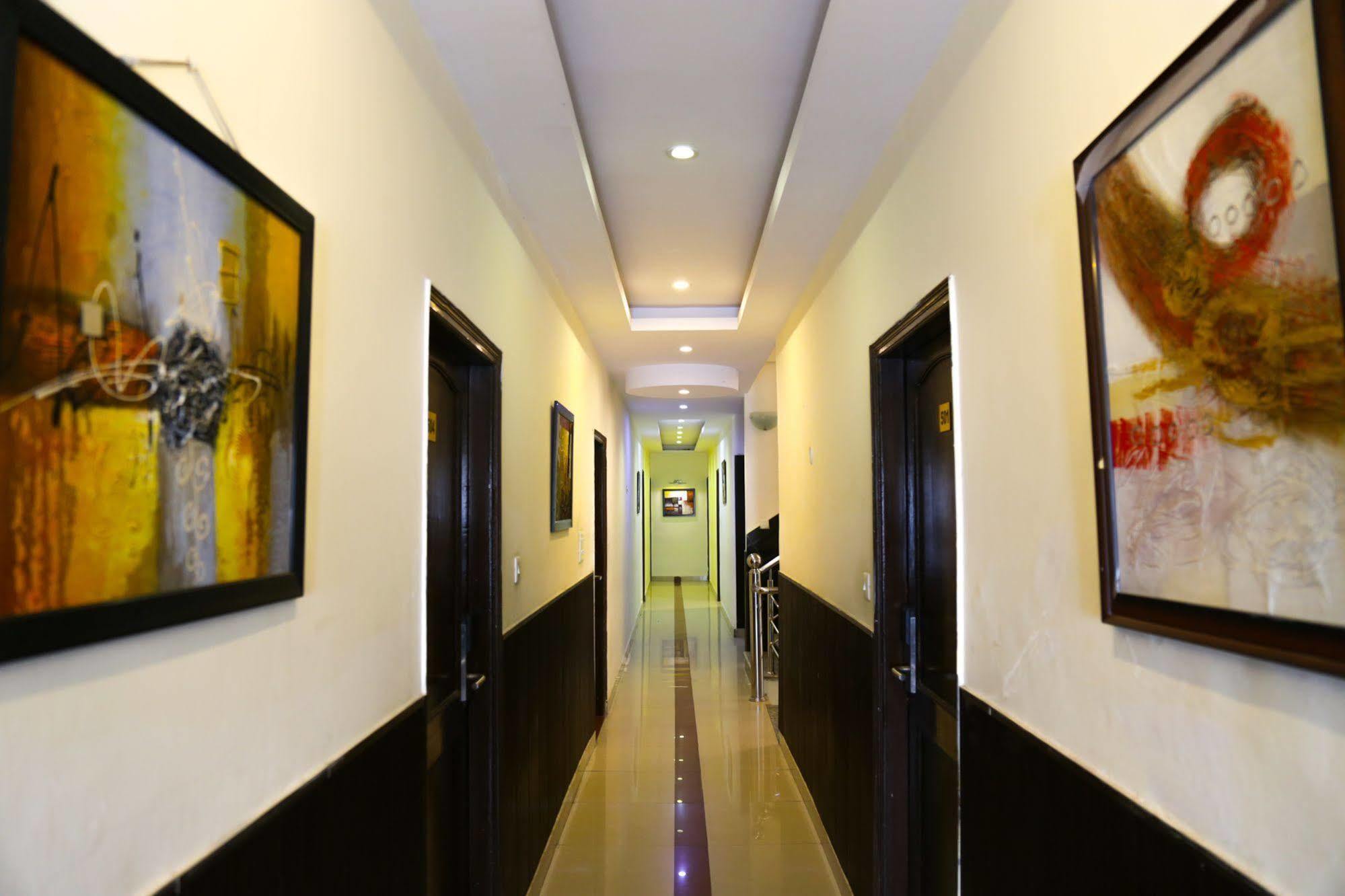Hotel Grand Legacy Beacon, Dehradun Zewnętrze zdjęcie